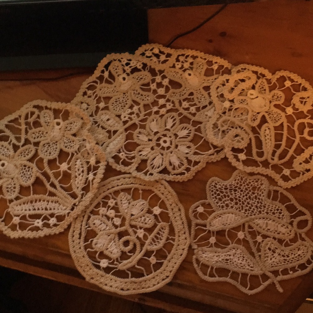 Romanian macrame
